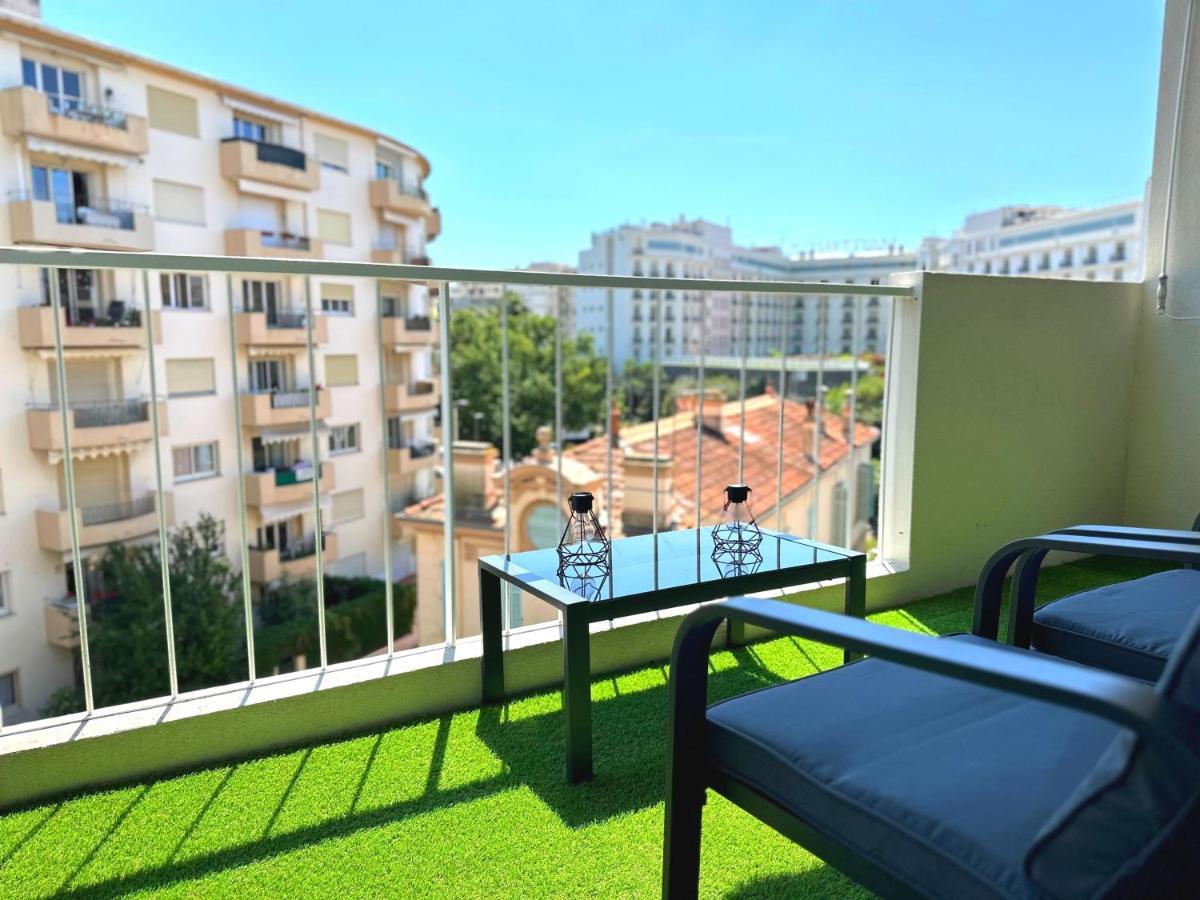 Appartement Cosy Vautrin, Ensoleille A 100m De La Mer *